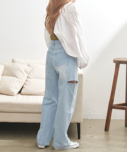 VANNIE U(ヴァニーユー)の「スリットストレートデニムパンツ(デニムパンツ・レディース・ライトブルー/ピンク/ネイビー・S/FREE)」の14枚目の写真