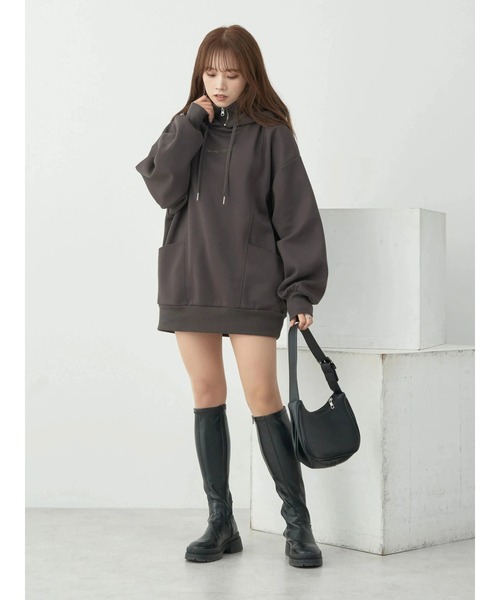 earth music&ecology(アースミュージックアンドエコロジー)の「ルーズZIPフーディスウェット(スウェット・レディース・チャコールグレー/アイボリー/ミント・FREE)」の20枚目の写真