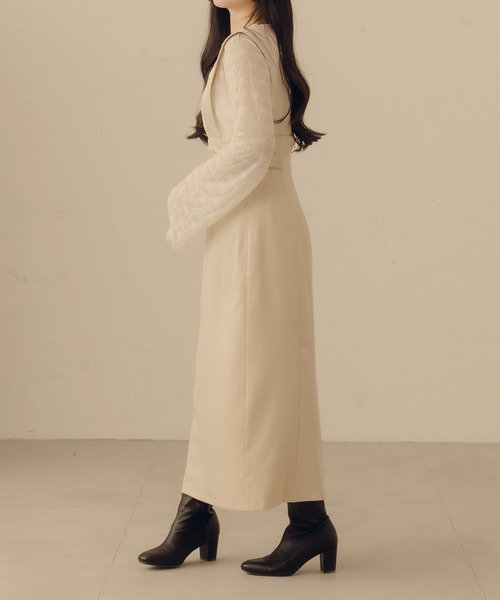 fupel（フぺル）の「2WAYサイドベルトジャンパースカート（ジャンパースカート・レディース・ダークブラウン/アイボリー・MEDIUM/LARGE）」の4枚目の写真