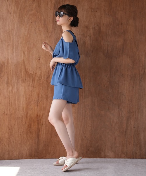 IAMUSE（アイアミューズ）の「オフショルデザインセットアップ/ビーチウェア S0439【IAMUSE】（ラッシュガード・レディース・アイボリー/ブラック/ライトグレー/ブルーグレー・FREE）」の14枚目の写真