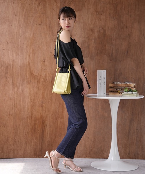 IAMUSE（アイアミューズ）の「オフショルデザインセットアップ/ビーチウェア S0439【IAMUSE】（ラッシュガード・レディース・アイボリー/ブラック/ライトグレー/ブルーグレー・FREE）」の8枚目の写真