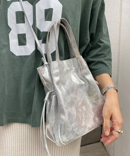 【美品】SHENERY レザー巾着ショルダーバッグ SHENERY トートバッグ 「お気に入り数1.8万突破！/収納力抜群