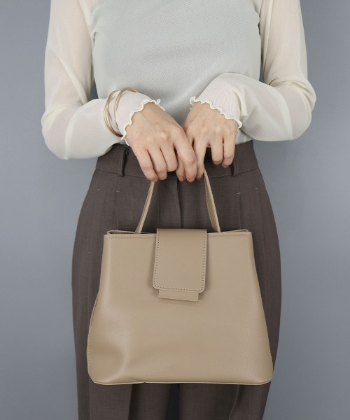 CEMONEMO(セモネモ)の「2way フラップ ショルダー ハンドバッグ(ショルダーバッグ・レディース・ブラウン/ベージュ/ブラック・FREE)」の1枚目の写真