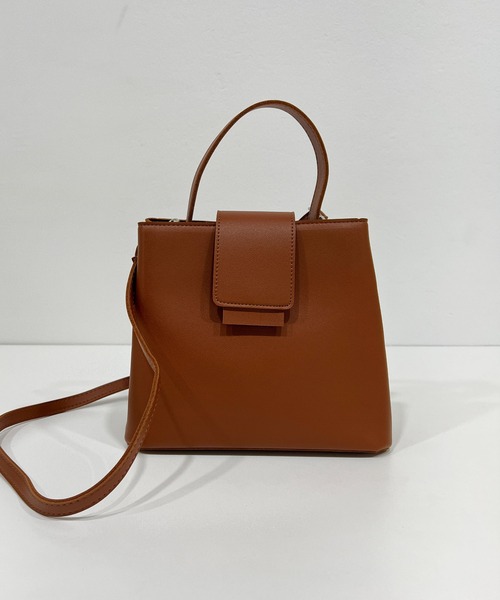 CEMONEMO(セモネモ)の「2way フラップ ショルダー ハンドバッグ(ショルダーバッグ・レディース・ブラウン/ベージュ/ブラック・FREE)」の3枚目の写真