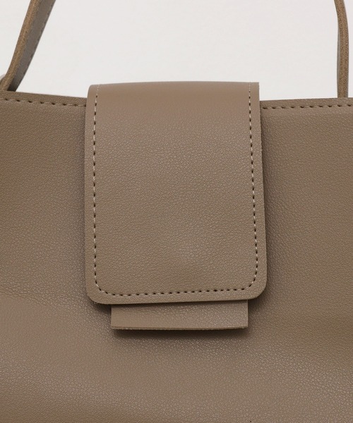 CEMONEMO(セモネモ)の「2way フラップ ショルダー ハンドバッグ(ショルダーバッグ・レディース・ブラウン/ベージュ/ブラック・FREE)」の4枚目の写真
