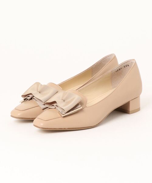 MACKINTOSH LONDON(マッキントッシュ ロンドン)の「リボンモチーフスクエアトゥパンプス(パンプス・レディース・ブラック/ベージュ/サンドベージュ・22.0cm/24.0cm/23.5cm/23.0cm/22.5cm/24.5cm)」の3枚目の写真