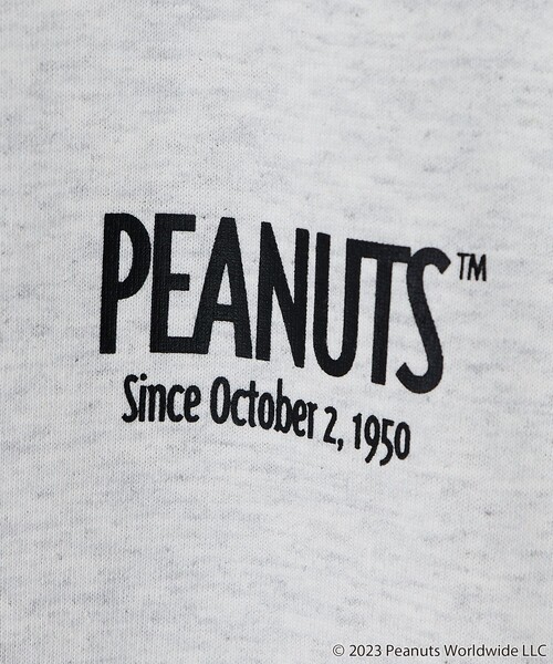 FREAK'S STORE(フリークスストア)の「【限定展開】PEANUTS/ピーナッツ 別注 ビッグシルエット バックプリント クルーネックTシャツ(Tシャツ/カットソー・メンズ・ブラック/アッシュグレー/ホワイト/ダークグリーン/グレイッシュブルー・LARGE/MEDIUM/SMALL)」の16枚目の写真