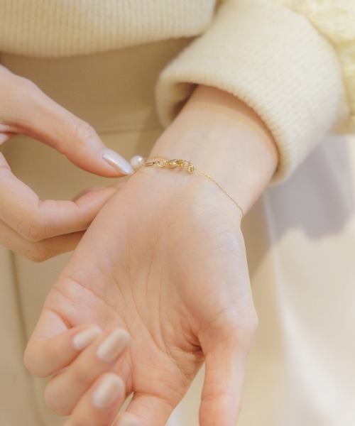 flower（フラワー）の「ドロップパールブレスレット（ブレスレット・レディース・ゴールド・FREE）」の7枚目の写真