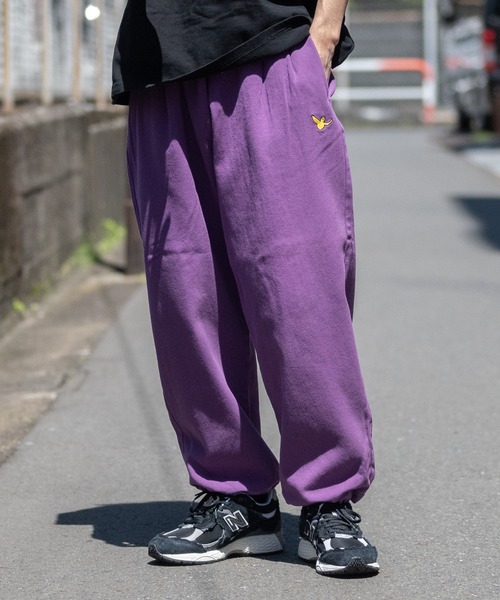 (What it isNt)ART BY MARKGONZALES(ワットイットイズント)の「【h】〔(What it isNT)art by MARKGONZALES〕コットンツイル ワイドスケーターパンツ(チノパンツ・メンズ・ブラック/パープル/オフホワイト/グリーン/チャコールグレー/カーキ/ベージュ・MEDIUM/LARGE/X-LARGE)」の7枚目の写真
