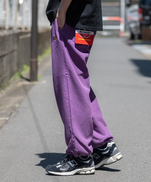 (What it isNt)ART BY MARKGONZALES(ワットイットイズント)の「【h】〔(What it isNT)art by MARKGONZALES〕コットンツイル ワイドスケーターパンツ(チノパンツ・メンズ・ブラック/パープル/オフホワイト/グリーン/チャコールグレー/カーキ/ベージュ・MEDIUM/LARGE/X-LARGE)」の20枚目の写真