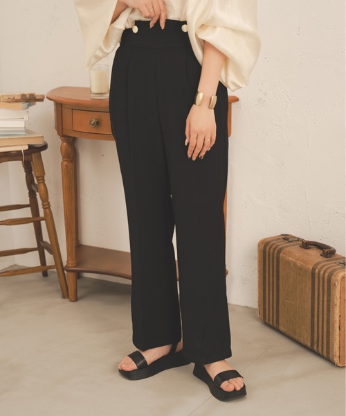 Ambre Neige（アンブルネージュ）の「ボタンデザインストレートパンツ／【WEB/EC限定商品】（スラックス・レディース・ベージュ/アイボリー/ブラック・FREE）」の12枚目の写真