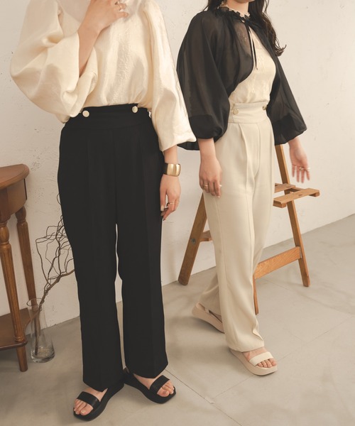 Ambre Neige（アンブルネージュ）の「ボタンデザインストレートパンツ／【WEB/EC限定商品】（スラックス・レディース・ベージュ/アイボリー/ブラック・FREE）」の7枚目の写真