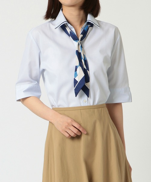 TOKYO SHIRTS(トウキョウシャツ)の「形態安定ノーアイロン マイタースキッパー 五分袖ビジネスワイシャツ(ビジネスシャツ・レディース・サックスブルー・L/LL/XL/S/M)」の3枚目の写真
