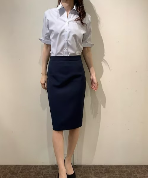 TOKYO SHIRTS(トウキョウシャツ)の「形態安定ノーアイロン マイタースキッパー 五分袖ビジネスワイシャツ(ビジネスシャツ・レディース・サックスブルー・L/LL/XL/S/M)」の14枚目の写真