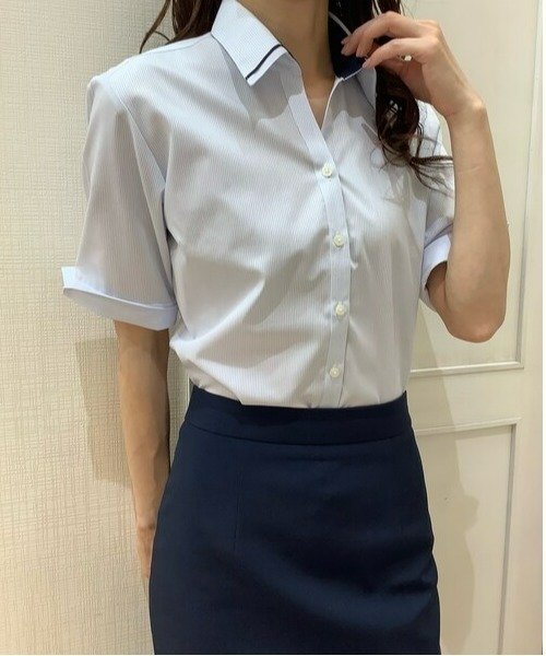 TOKYO SHIRTS(トウキョウシャツ)の「形態安定ノーアイロン マイタースキッパー 五分袖ビジネスワイシャツ(ビジネスシャツ・レディース・サックスブルー・L/LL/XL/S/M)」の11枚目の写真