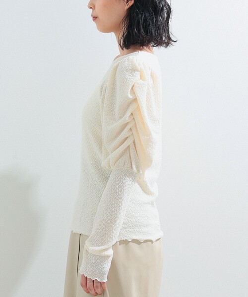 Ray BEAMS（レイビームス）の「Ray BEAMS / シャーリング ジャカード パフスリーブ Tシャツ（Tシャツ/カットソー・レディース・オフホワイト/ブラック/ラベンダー・ONE SIZE）」の21枚目の写真