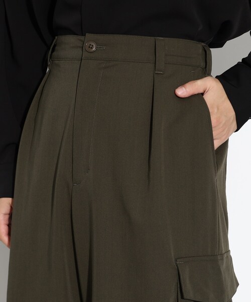 tk.TAKEO KIKUCHI（ティーケータケオキクチ）の「◆【WEB限定】ワイドカーゴスラックス（カーゴパンツ・メンズ・ブラック/ダークグリーン/チャコールグレー・03/02/01）」の8枚目の写真