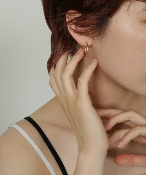 ORLEAN(オルレアン)の「金属アレルギー対応 シンプルフープピアス 20mm 316L(ピアス(両耳用)・レディース・ゴールド/シルバー・フリー)」の12枚目の写真