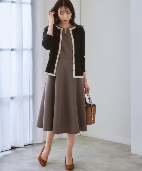 7days Life Styling（セブンデイズライフスタイリング）の「【毛玉になりにくい】洗える配色ニットカーディガン（もちもち綿混）（ニット/セーター・レディース・ブラック/ライトベージュ/杢グレー/プラム/ブルー系・LL/M/L/S）」の9枚目の写真