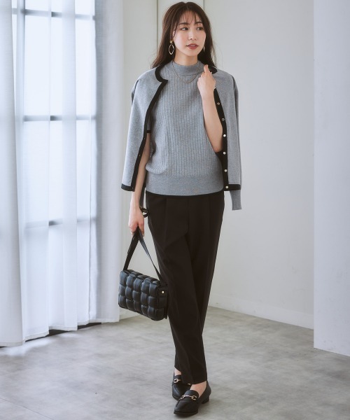 7days Life Styling（セブンデイズライフスタイリング）の「【毛玉になりにくい】洗える配色ニットカーディガン（もちもち綿混）（ニット/セーター・レディース・ブラック/ライトベージュ/杢グレー/プラム/ブルー系・LL/M/L/S）」の13枚目の写真