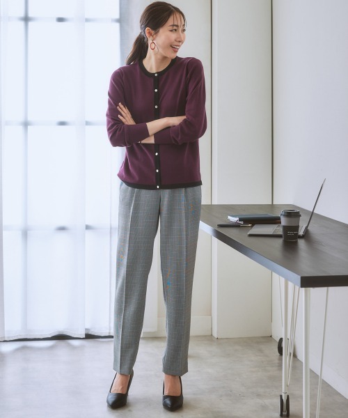 7days Life Styling（セブンデイズライフスタイリング）の「【毛玉になりにくい】洗える配色ニットカーディガン（もちもち綿混）（ニット/セーター・レディース・ブラック/ライトベージュ/杢グレー/プラム/ブルー系・LL/M/L/S）」の22枚目の写真