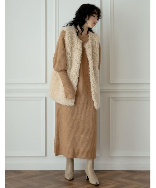 Re:EDIT（リエディ）の「[辻元舞さん着用][2023-24 WINTER COLLECTION][大きいサイズ有]スクエアトゥメタルデザインミドルブーツ（ブーツ・レディース・ベージュ/ブラック・SMALL/XX-LARGE/LARGE/MEDIUM/X-LARGE）」の14枚目の写真