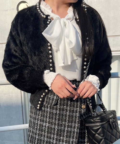 Crea titty&Co. PETIT（クレアティティーアンドコープチ）の「【Crea titty&Co.PETIT 】パール付きニットカーディガン（カーディガン/ボレロ・レディース・ホワイト/ブラック・FREE）」の16枚目の写真