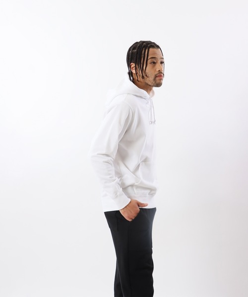 Champion(チャンピオン)の「【Champion/チャンピオン】メンズ ベーシック フーデッドスウェットシャツ(パーカー・メンズ・ブラック/ネイビー/グレー/モカ/ホワイト・MEDIUM/SMALL/X-LARGE/LARGE)」の6枚目の写真
