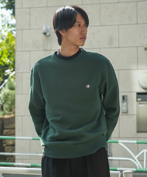 Champion(チャンピオン)の「【CHAMPION/チャンピオン】USAコットン 裏起毛 スウェット トレーナー リサイクルポリエステル サスティナブル ワンポイントロゴ刺繍(スウェット・メンズ・ブラック/ネイビー/杢グレー/オフホワイト/ダークグリーン・LARGE/XX-LARGE/MEDIUM/X-LARGE)」の4枚目の写真
