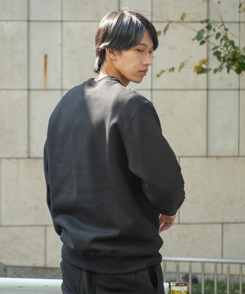 Champion(チャンピオン)の「【CHAMPION/チャンピオン】USAコットン 裏起毛 スウェット トレーナー リサイクルポリエステル サスティナブル ワンポイントロゴ刺繍(スウェット・メンズ・ブラック/ネイビー/杢グレー/オフホワイト/ダークグリーン・LARGE/XX-LARGE/MEDIUM/X-LARGE)」の15枚目の写真