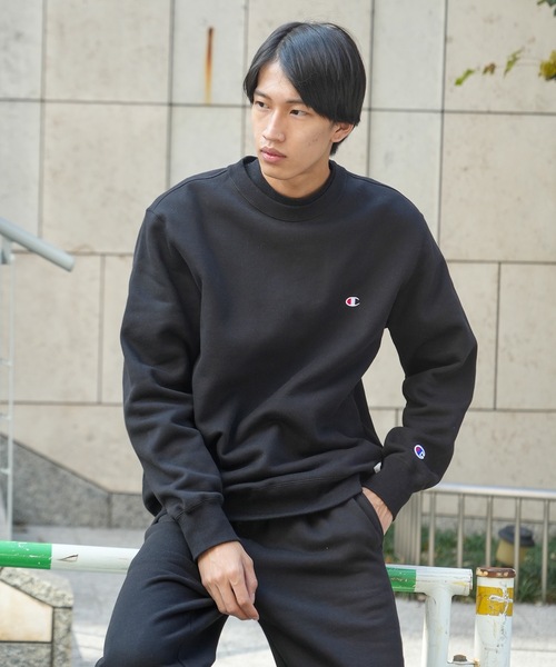 Champion(チャンピオン)の「【CHAMPION/チャンピオン】USAコットン 裏起毛 スウェット トレーナー リサイクルポリエステル サスティナブル ワンポイントロゴ刺繍(スウェット・メンズ・ブラック/ネイビー/杢グレー/オフホワイト/ダークグリーン・LARGE/XX-LARGE/MEDIUM/X-LARGE)」の13枚目の写真