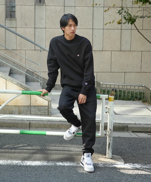 Champion(チャンピオン)の「【CHAMPION/チャンピオン】USAコットン 裏起毛 スウェット トレーナー リサイクルポリエステル サスティナブル ワンポイントロゴ刺繍(スウェット・メンズ・ブラック/ネイビー/杢グレー/オフホワイト/ダークグリーン・LARGE/XX-LARGE/MEDIUM/X-LARGE)」の12枚目の写真
