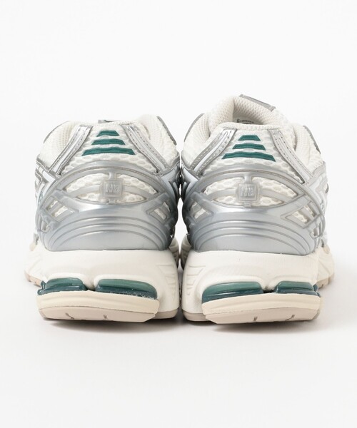 NEW BALANCE(ニューバランス)の「NEW BALANCE / M1906R EE(スニーカー・メンズ・シルバー・26.5cm/27.5cm/28.0cm/26.0cm/27.0cm)」の6枚目の写真