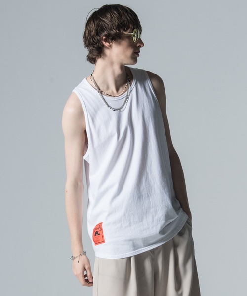 glamb（グラム）の「Orange Tag Tank Top / オレンジタグタンクトップ（タンクトップ・メンズ・ホワイト/ブラック・M/L/S）」の3枚目の写真