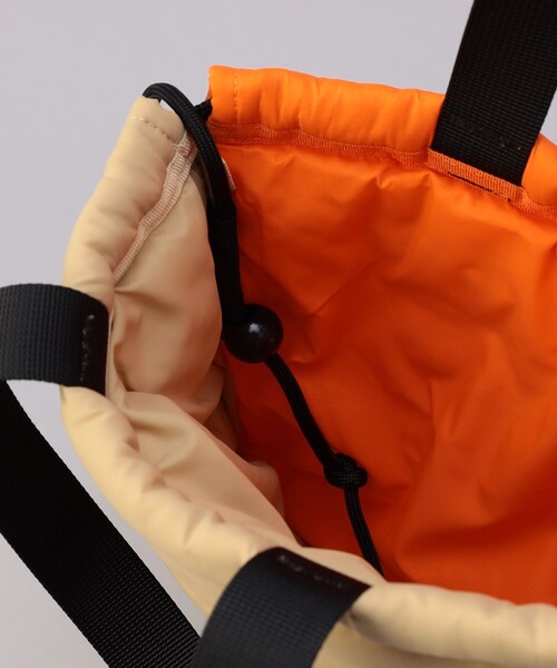 SUBLIME（サブライム）の「SUBLIME × FREAK'S STORE/サブライム × フリークスストア 別注 中綿 DRAWSTING BAG / ドローストリング ナイロン ショルダーバッグ（ショルダーバッグ・レディース・グレー/ブルー/ブラック/ベージュ・ONE SIZE）」の15枚目の写真