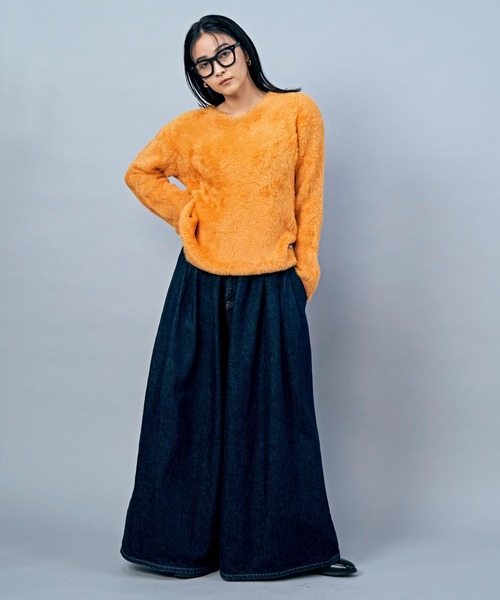 LIENCOEUR（リアンクール）の「シャギーVネックニット（ニット/セーター・レディース・ブラック/オレンジ/ブルー/ホワイト・FREE）」の10枚目の写真