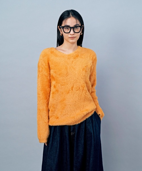 LIENCOEUR（リアンクール）の「シャギーVネックニット（ニット/セーター・レディース・ブラック/オレンジ/ブルー/ホワイト・FREE）」の7枚目の写真