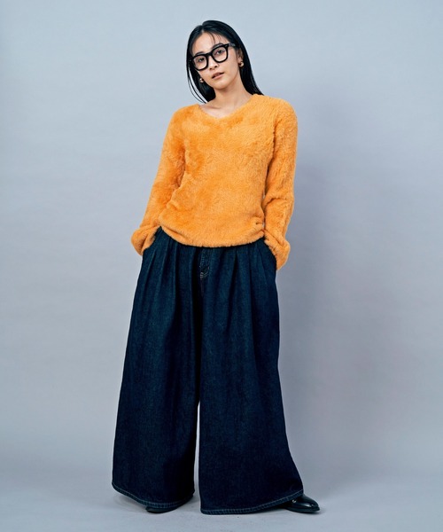 LIENCOEUR（リアンクール）の「シャギーVネックニット（ニット/セーター・レディース・ブラック/オレンジ/ブルー/ホワイト・FREE）」の8枚目の写真