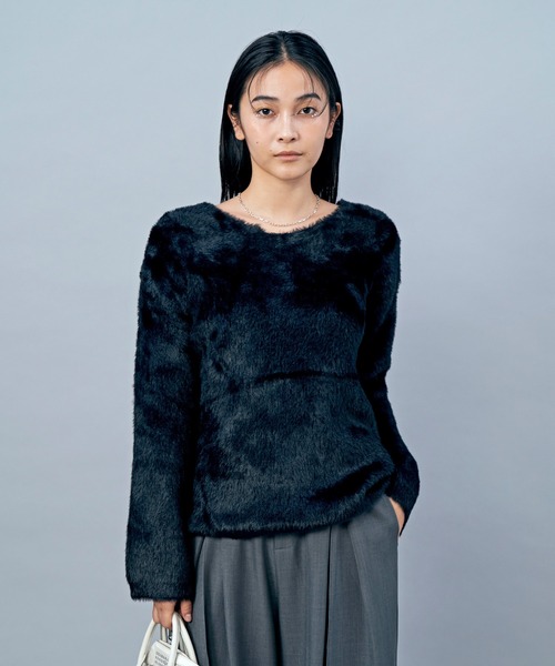 LIENCOEUR（リアンクール）の「シャギーVネックニット（ニット/セーター・レディース・ブラック/オレンジ/ブルー/ホワイト・FREE）」の15枚目の写真