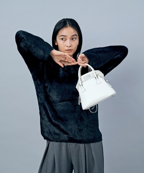 LIENCOEUR（リアンクール）の「シャギーVネックニット（ニット/セーター・レディース・ブラック/オレンジ/ブルー/ホワイト・FREE）」の16枚目の写真