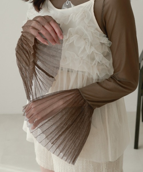 Ambre Neige（アンブルネージュ）の「glitter pleats tulle turtleneck tops / ラメプリーツチュールハイネックトップス（Tシャツ/カットソー・レディース・アイボリー/ダークグリーン/ブラック/グレー・FREE）」の4枚目の写真