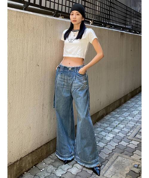 EMODA（エモダ）の「スーパールーズジーンズ（デニムパンツ・レディース・ブルー/ブラック・SMALL/MEDIUM）」の7枚目の写真