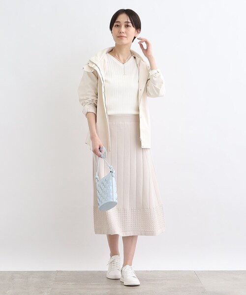 INDIVI(インディヴィ)の「◆【洗える/無地&ボーダー柄】ランダムリブ Vネックニット(ニット/セーター・レディース・ネイビー/オフホワイト/ホワイト系5/ライトブルー・05/13/15 /38)」の9枚目の写真