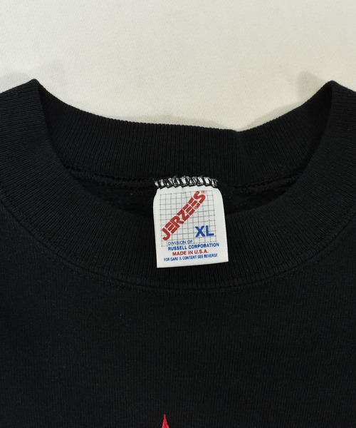 VINTAGE(ヴィンテージ)の「【ヴィンテージ古着】80's HOLLYWOOD CASINO/ハリウッド マルチカラー刺繍 クルーネックスウェット USA製(スウェット・メンズ・ブラック・X-LARGE)」の5枚目の写真