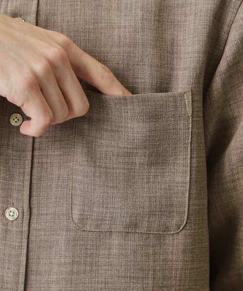 THE SHOP TK （ザ ショップ ティーケー ）の「◆【セットアップ可／ドライタッチ】Reflax（R） リネンライクレギュラーシャツ（シャツ/ブラウス・メンズ・ネイビー/チャコールグレー/オフホワイト/ブラウン系・04/03/02）」の17枚目の写真