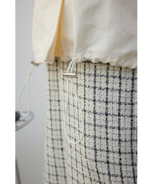 AZUL by moussy（アズールバイマウジー）の「2WAYミリタリーミドルコート（ミリタリージャケット・レディース・ブラック/アイボリー・FREE）」の12枚目の写真