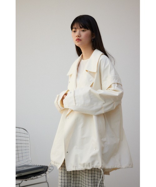 AZUL by moussy（アズールバイマウジー）の「2WAYミリタリーミドルコート（ミリタリージャケット・レディース・ブラック/アイボリー・FREE）」の3枚目の写真