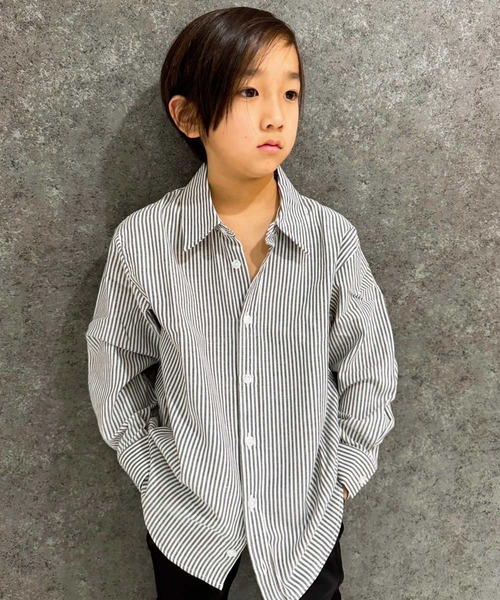 THE CASUAL（カジュアル）の「無地オックスフォードシャツ（シャツ/ブラウス・キッズ・オフホワイト/グレー系/ネイビー系/チャコール/ベージュ/サックスブルー系・110cm/120cm/130cm/140cm/150cm/160cm）」の3枚目の写真