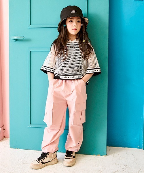 X-girl Stages(エックスガールステージス)の「オーバルロゴ刺繍リバーシブルバケットハット(ハット・キッズ・ブラック/ラベンダー・XS(48-52)/S(52-56))」の12枚目の写真