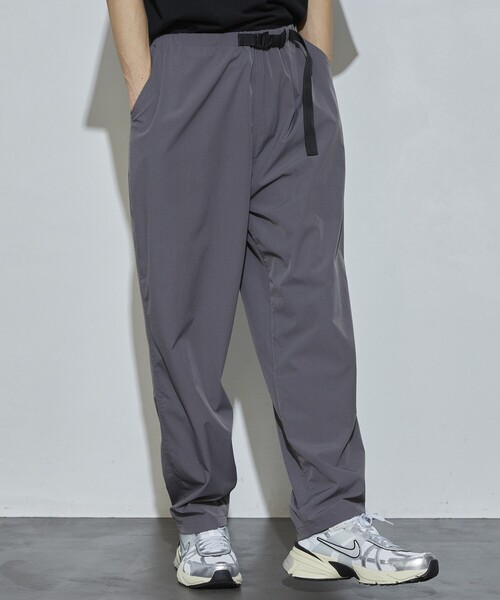 5525Gallery（ゴーゴーニーゴーギャラリー）の「SHIRT FIRSTHAND by 5525gallery/シャツファーストハンド バイ 5525ギャラリー SHFH SHELL SLACKS PANT / ウェービングベルトシェルスラックス（スラックス・メンズ・キャメル/ブラック/グレー・LARGE/MEDIUM）」の4枚目の写真